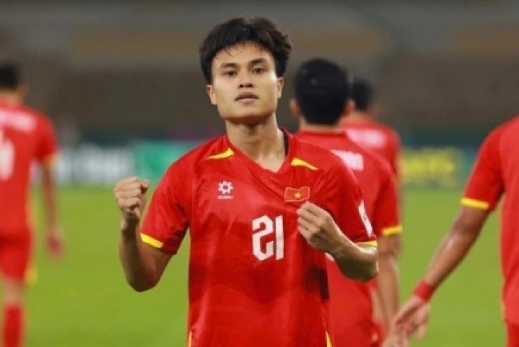 Cha cầu thủ Minh Phúc:  ' Tôi từng cấm con đá bóng ' 