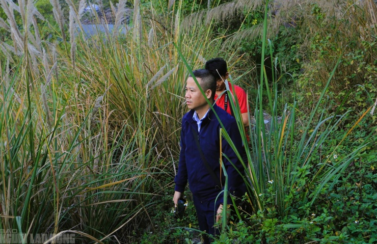 Phó chủ tịch tỉnh Thanh Hóa chỉ đạo kiểm tra thông tin liên quan tới Hòn Vọng Phu - 12