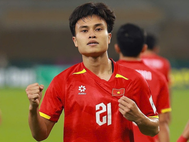 Phạm Minh Phúc - người hùng U23 Việt Nam 'phá dớp' số áo 21