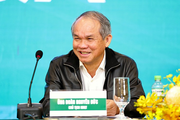 Bầu Đức thưởng nóng tiền tỷ cho U23 Việt Nam, treo thưởng “khủng” trước bán kết châu Á 2026