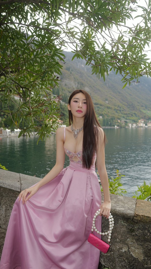 Linh Trương - mỹ nhân được ví là 'Phạm Băng Băng Việt Nam' ở ngoài đời sắc vóc ra sao? - 2