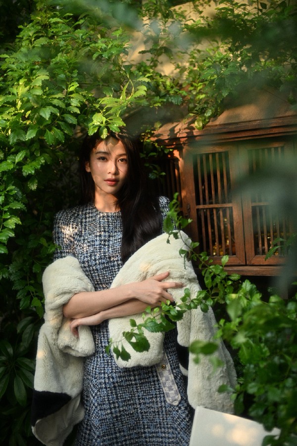 Linh Trương - mỹ nhân được ví là 'Phạm Băng Băng Việt Nam' ở ngoài đời sắc vóc ra sao? - 4