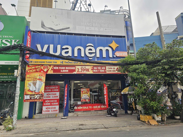 Vua Nệm tung chương trình Dọn kho đón Tết, giảm giá lên đến 89%