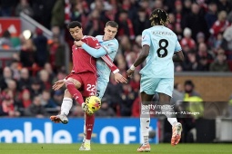 Trực tiếp bóng đá Liverpool - Burnley: Wirtz mở tỷ số (Ngoại hạng Anh)