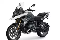 Thành viên hội môtô phân khối lớn lừa bán nhiều Harley Davidson, BMW 'ma'