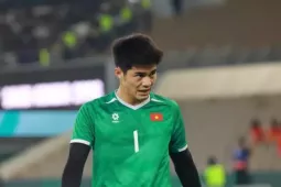 U23 Việt Nam chiến thắng, vì sao thủ thành Trung Kiên vẫn không vui?