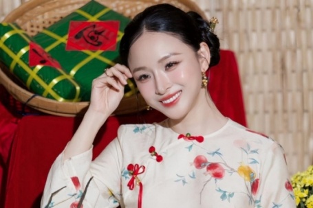 Gu diện áo dài của Hoa hậu Trương Hồ Phương Nga