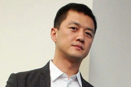 Fan quyên tiền giúp Lý Á Bằng trả nợ