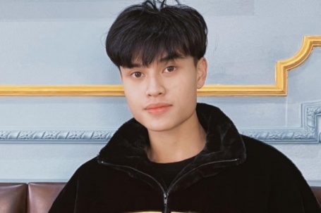 Gu mặc đời thường của hậu vệ Phạm Minh Phúc