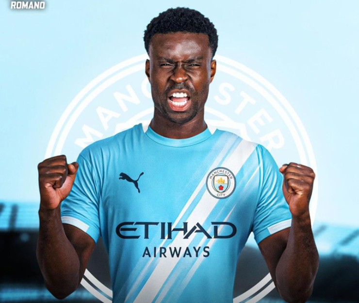 Chelsea nhận 4 triệu bảng từ thương vụ Man City mua Guehi