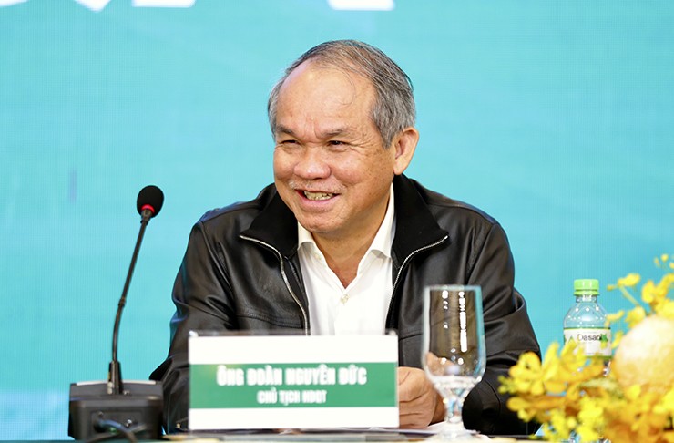 Bầu Đức treo thưởng 2 tỷ đồng cho U23 Việt Nam ở vòng bán kết.