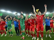 U23 Việt Nam bật tung cảm xúc, tưng bừng mừng "chiến tích" vào bán kết U23 châu Á