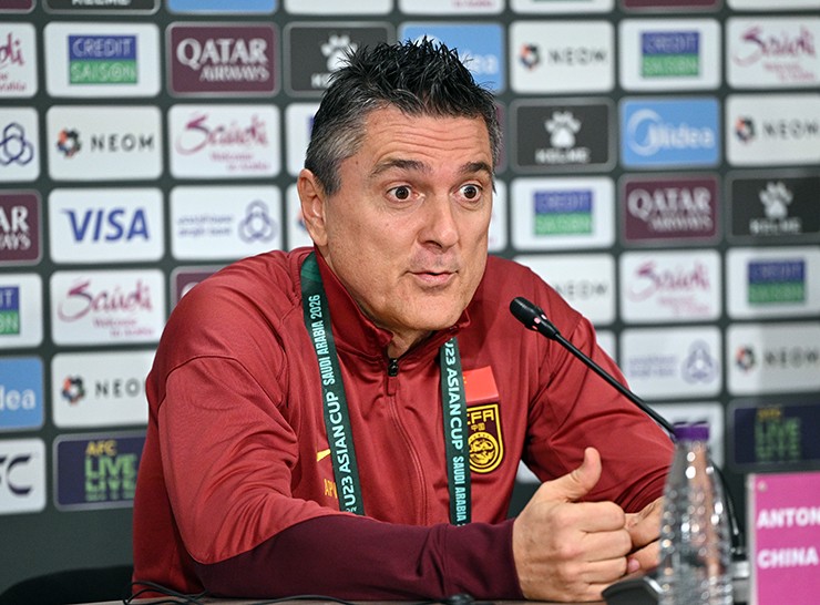 HLV trưởng U23 Trung Quốc phàn nàn về lịch thi đấu của U23 châu Á 2026.