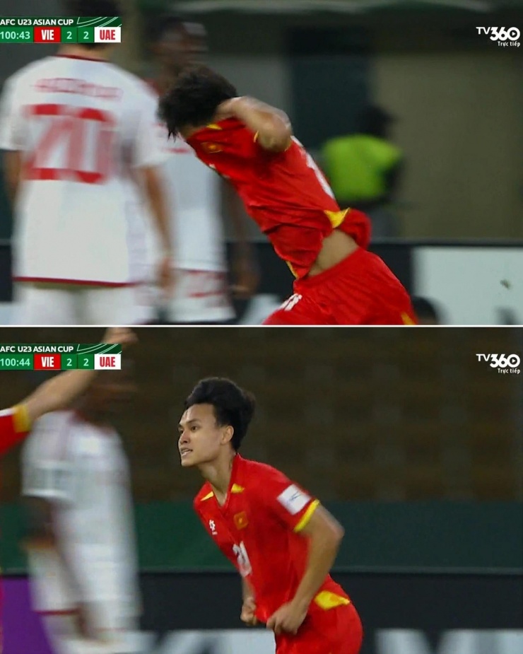Minh Phúc đang định cởi áo nhưng anh đã ngừng hành động này kịp thời, tránh án treo giò ở bán kết giải U23 châu Á.