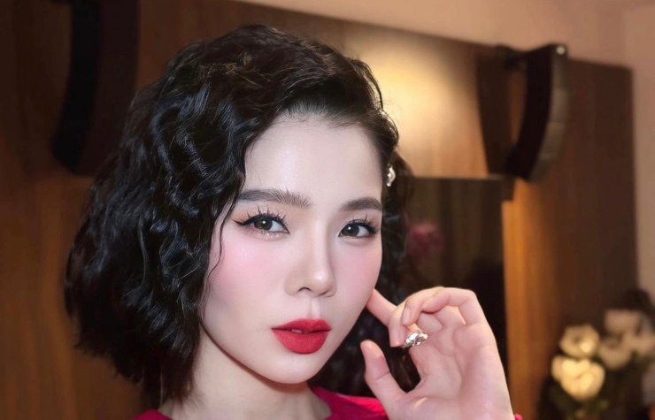 Nghệ sĩ nhận bài học đắt vì ăn thua đủ với khán giả.