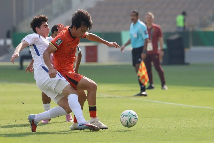 'Trung Quốc đổ bê tông, U23 Việt Nam vẫn có cách thắng ở bán kết' - 1