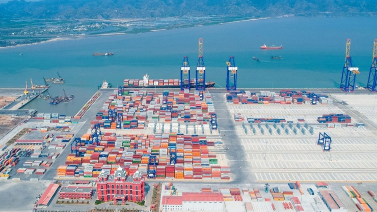 Tự chủ chiến lược để tăng khả năng chống chịu từ bên ngoài