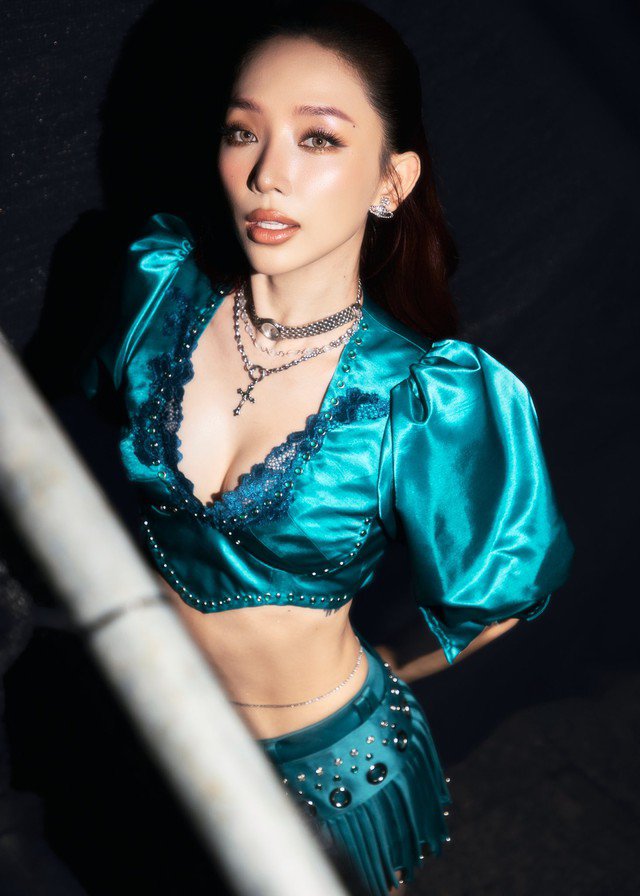 Tóc Tiên ở tuổi 37 có sắc vóc 'hack tuổi' ngỡ ngàng ra sao? - 7