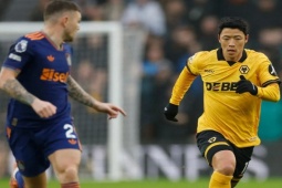 Trực tiếp bóng đá Wolves - Newcastle: Đôi công hấp dẫn (Ngoại hạng Anh)