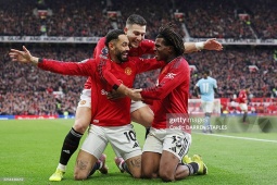 Nóng bảng xếp hạng Ngoại hạng Anh: MU "phả hơi nóng" top 4, Arsenal bỏ lỡ cơ hội