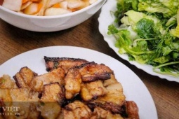 Mách bạn cách làm bún chả bằng nồi chiên không dầu nhanh chóng, sạch sẽ, tiện lợi