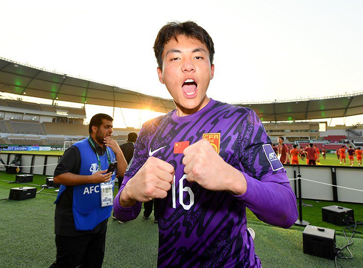 Thủ môn&nbsp;Li Hao có màn trình diễn xuất sắc để giúp U23 Trung Quốc tiến tới bán kết