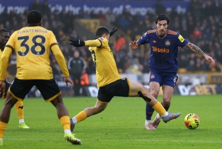 Video bóng đá Wolves - Newcastle: Phung phí cơ hội, lỡ dịp đuổi kịp MU (Ngoại hạng Anh)