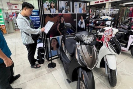 Càng gần Tết, giá xe máy càng tăng mạnh