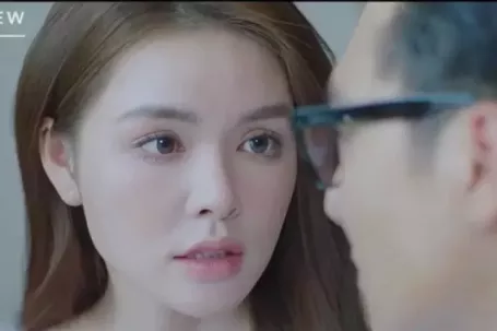 Người tình màn ảnh kém 16 tuổi của Mạnh Trường