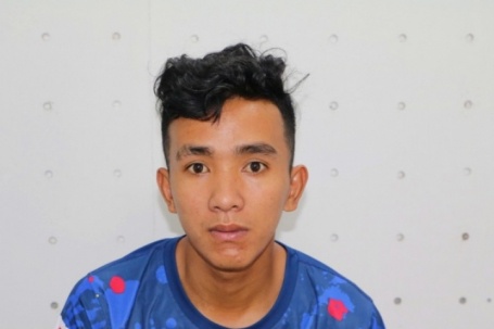 Tấn công người phụ nữ cướp tài sản sau khi mua dâm