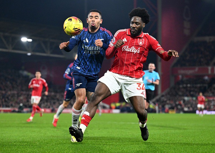 Arsenal bị Nottingham&nbsp;Forest cầm hòa đầy thất vọng