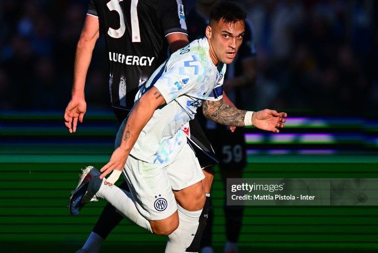 Lautaro Martinez tỏa sáng đúng lúc