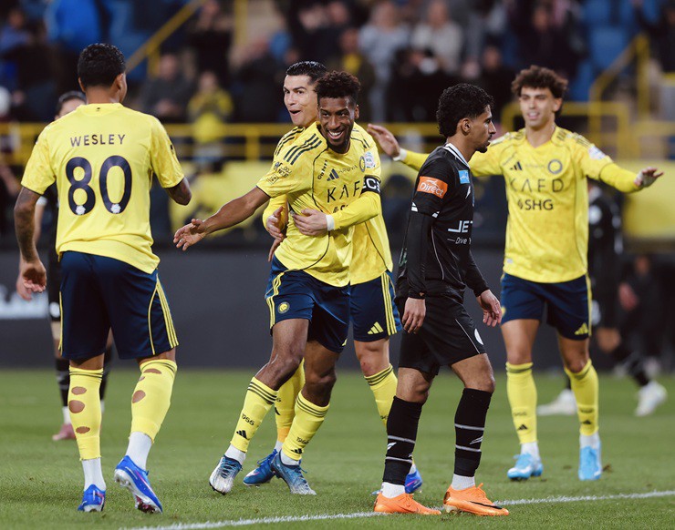 Video bóng đá Al Nassr - Al Shabab: Siêu phẩm & phản lưới, đội Ronaldo tìm lại niềm vui (Saudi Pro League) - 1