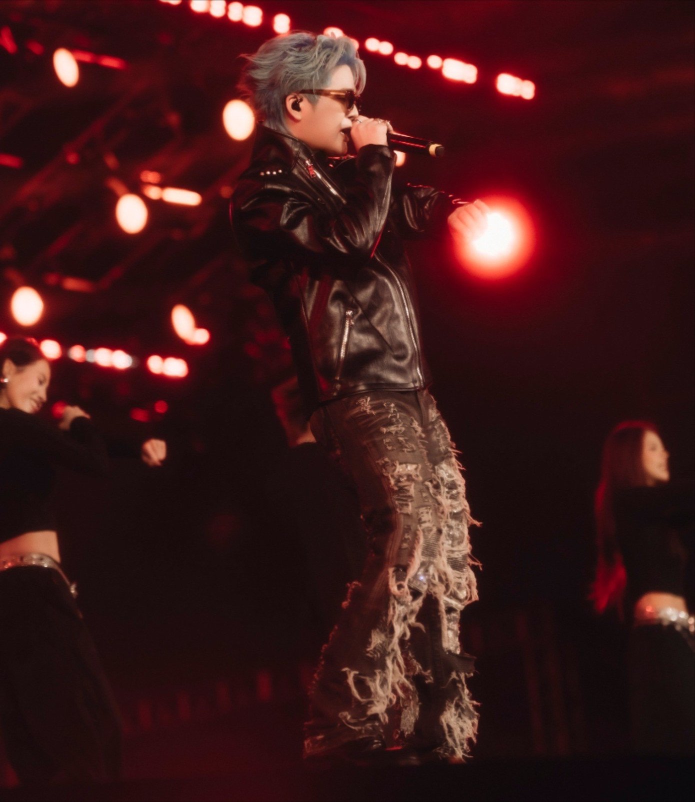 Thông báo gây bùng nổ của Hieuthuhai trong đêm nhạc dài 6 tiếng ở Đông Anh - 14