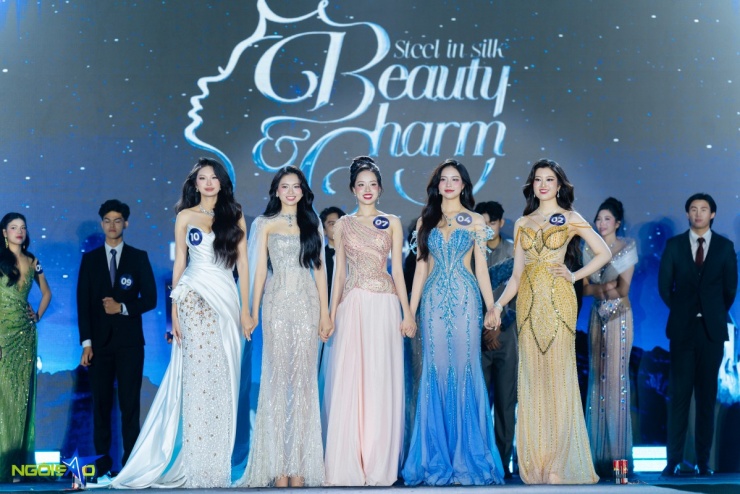 Nữ sinh đạt IELTS 7.5 giành ngôi hoa khôi Đại học Ngoại thương - 1