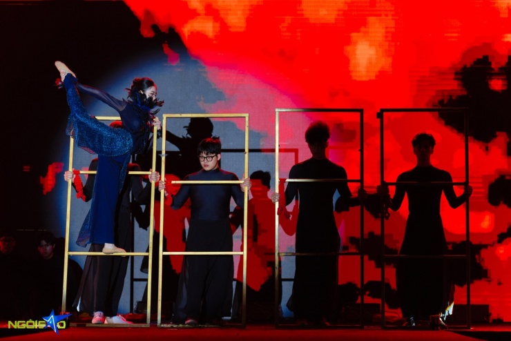 Nữ sinh đạt IELTS 7.5 giành ngôi hoa khôi Đại học Ngoại thương - 11