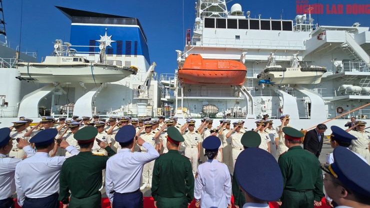 Tàu tuần tra Akitsushima của Lực lượng Bảo vệ bờ biển Nhật Bản thăm Đà Nẵng - 8