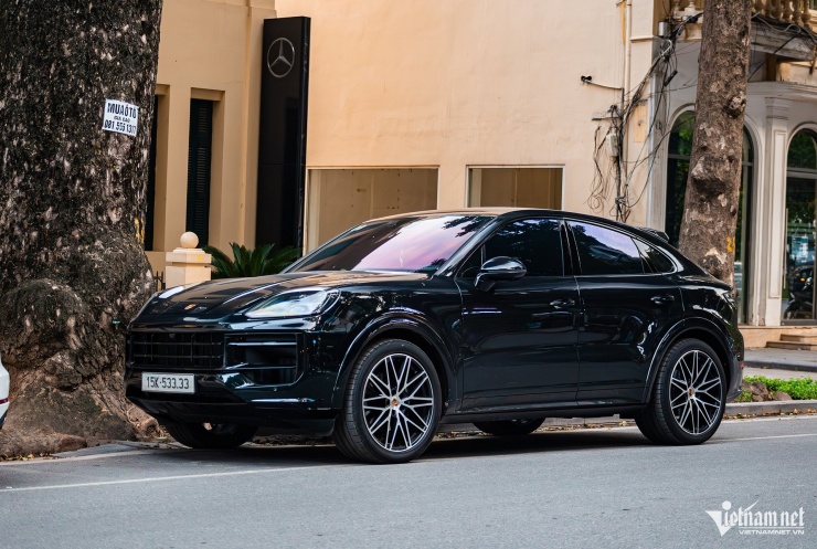 Dàn siêu xe, xe sang hơn trăm tỷ dạo phố Hà Nội, chiếc đắt nhất giá hơn 21 tỷ - 14