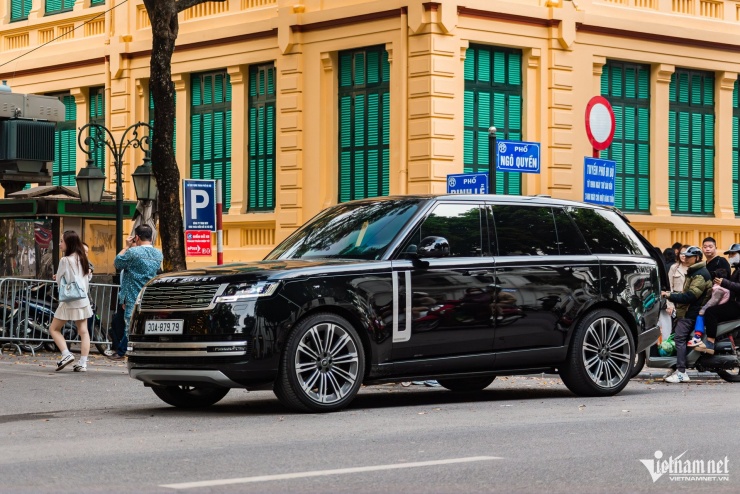 Dàn siêu xe, xe sang hơn trăm tỷ dạo phố Hà Nội, chiếc đắt nhất giá hơn 21 tỷ - 18