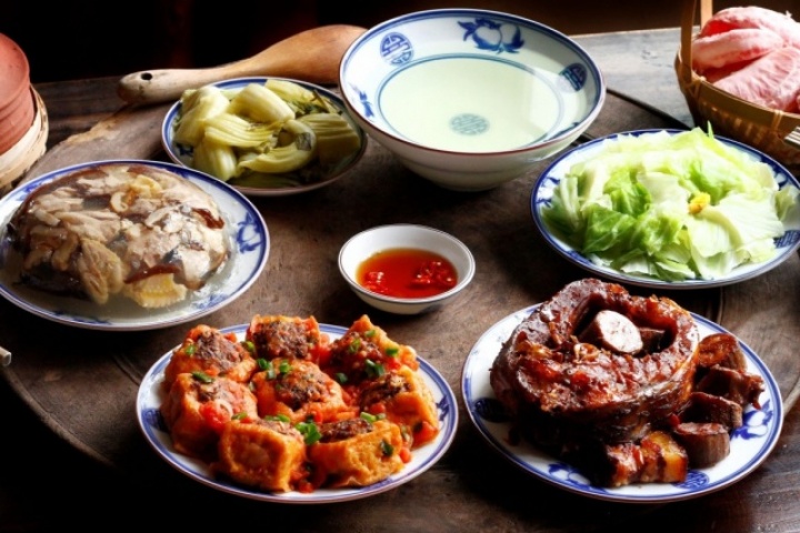 Mâm cơm ấm nóng ngày đông