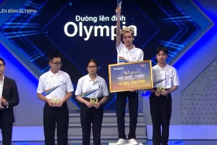 Màn bứt phá phút chót giúp nam sinh Huế giành vòng nguyệt quế Tháng Olympia 26