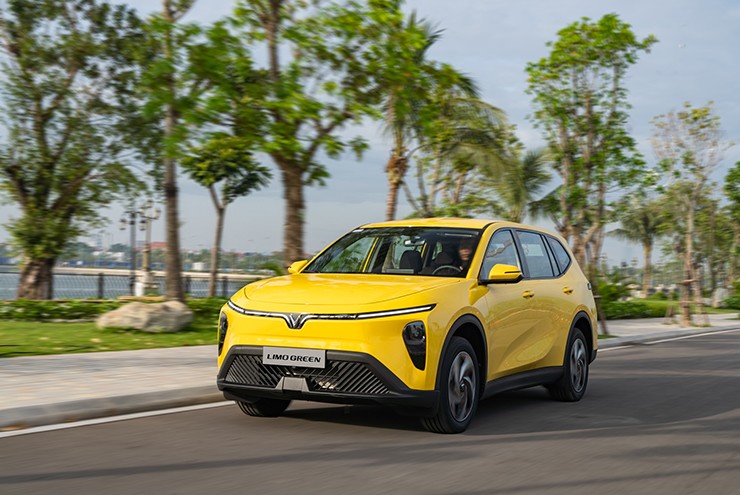 Đây là 10 mẫu ô tô bán chạy nhất tại Việt Nam tháng 12/2025