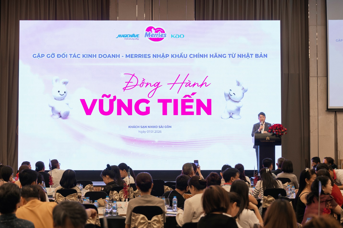 Ông Đặng Việt Bách, Chủ tịch HĐQT Magicwave chia sẻ, việc hợp tác với Kao Corporation để phân phối dòng sản phẩm Merries là minh chứng cho cam kết mang những sản phẩm chất lượng chuẩn quốc tế đến với gia đình Việt.