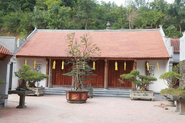 Cận cảnh ngôi chùa nằm dưới chân núi Chương Sơn ở Ninh Bình còn lưu giữ báu vật 1.000 năm tuổi - 5