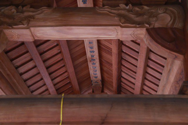 Cận cảnh ngôi chùa nằm dưới chân núi Chương Sơn ở Ninh Bình còn lưu giữ báu vật 1.000 năm tuổi - 10