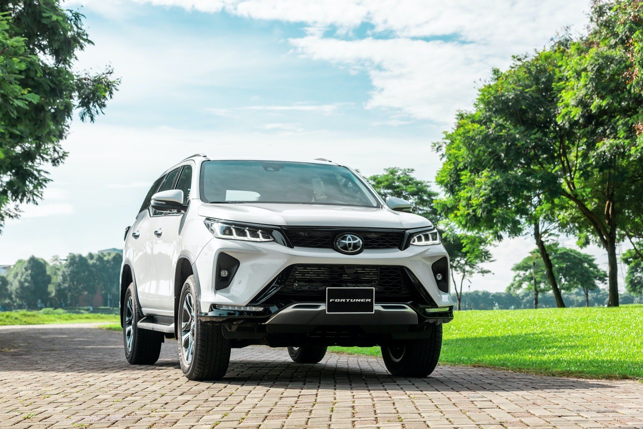So sánh Toyota Fortuner và Mazda CX-8: Hai lựa chọn nổi bật trong phân khúc SUV - 8