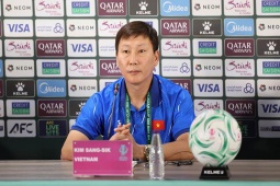 Trực tiếp họp báo U23 Việt Nam đấu U23 Trung Quốc: Thầy Kim tiết lộ chấn thương của Đình Bắc