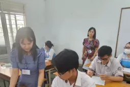 Quá tải trường lớp ở TPHCM