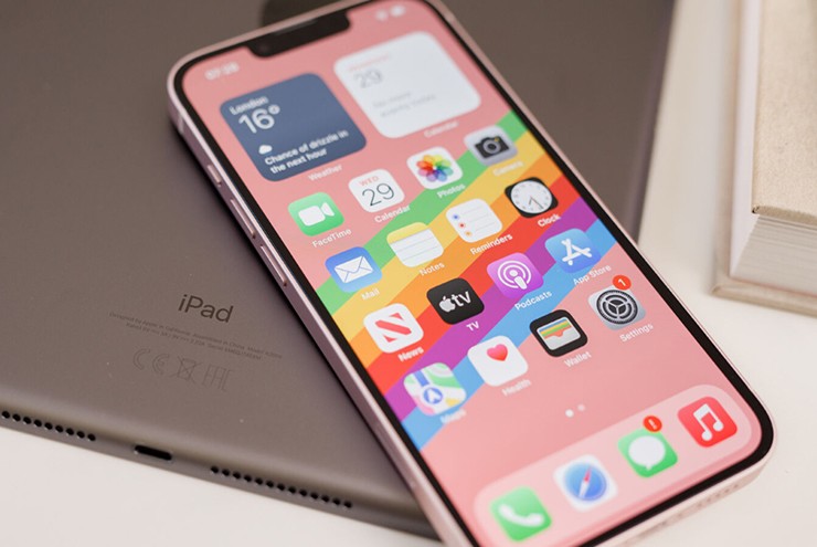 Nhiều khả năng máy vẫn nhận thêm ít nhất 2 bản cập nhật iOS nữa.