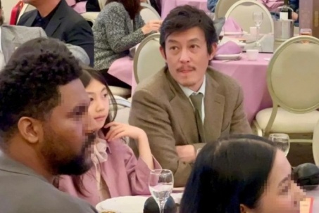 Vợ chồng Trần Quán Hy bị chê 'rủ nhau xuống sắc'